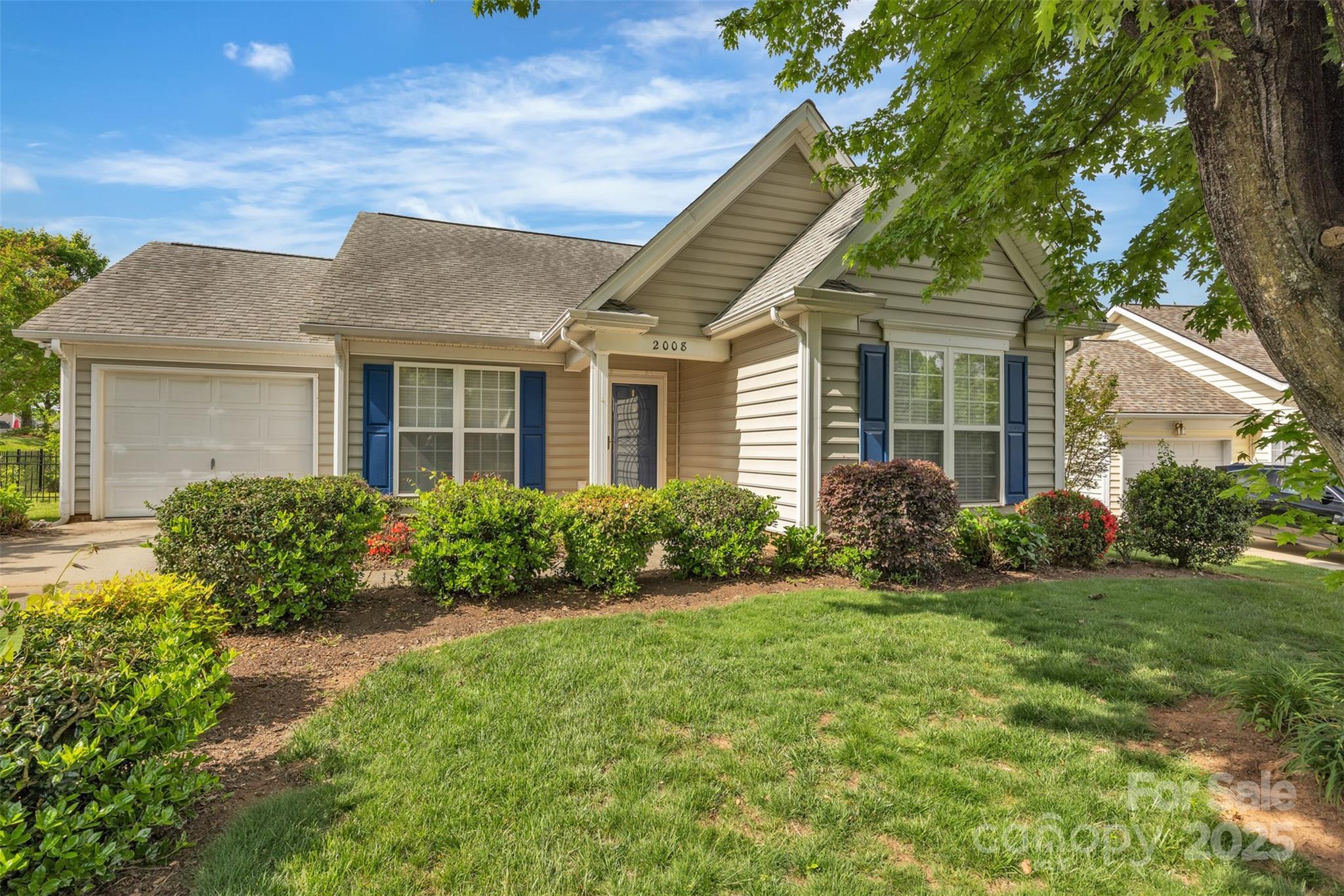 Photo one of 2008 Taras Trace Dr Statesville NC 28625 | MLS 4251669