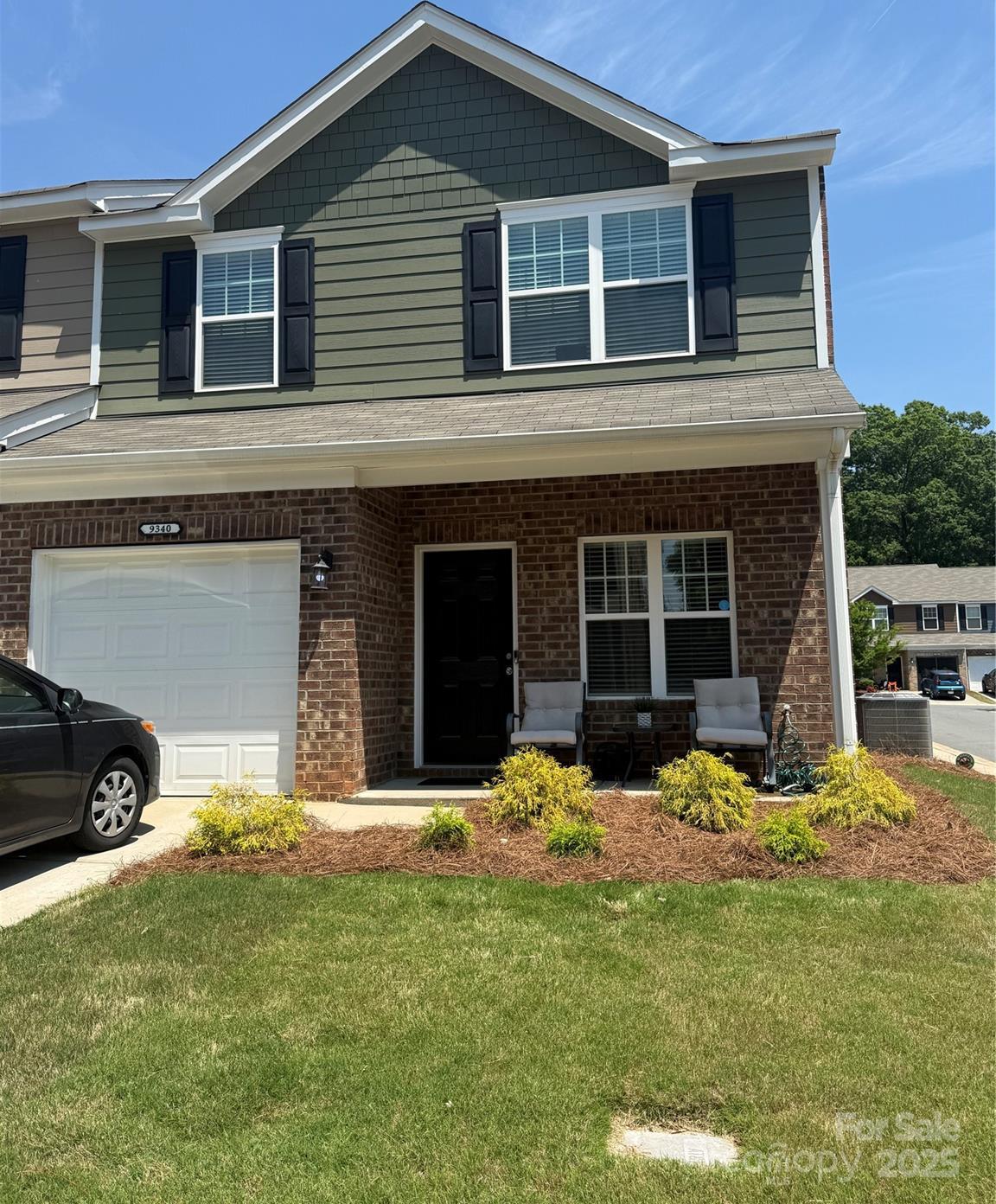 Photo one of 9340 Grand Valley Dr Charlotte NC 28213 | MLS 4253390