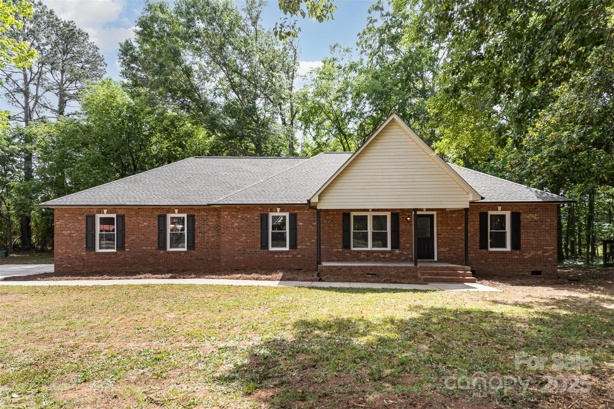 Photo one of 1513 White Ridge Dr Rock Hill SC 29732 | MLS 4253408
