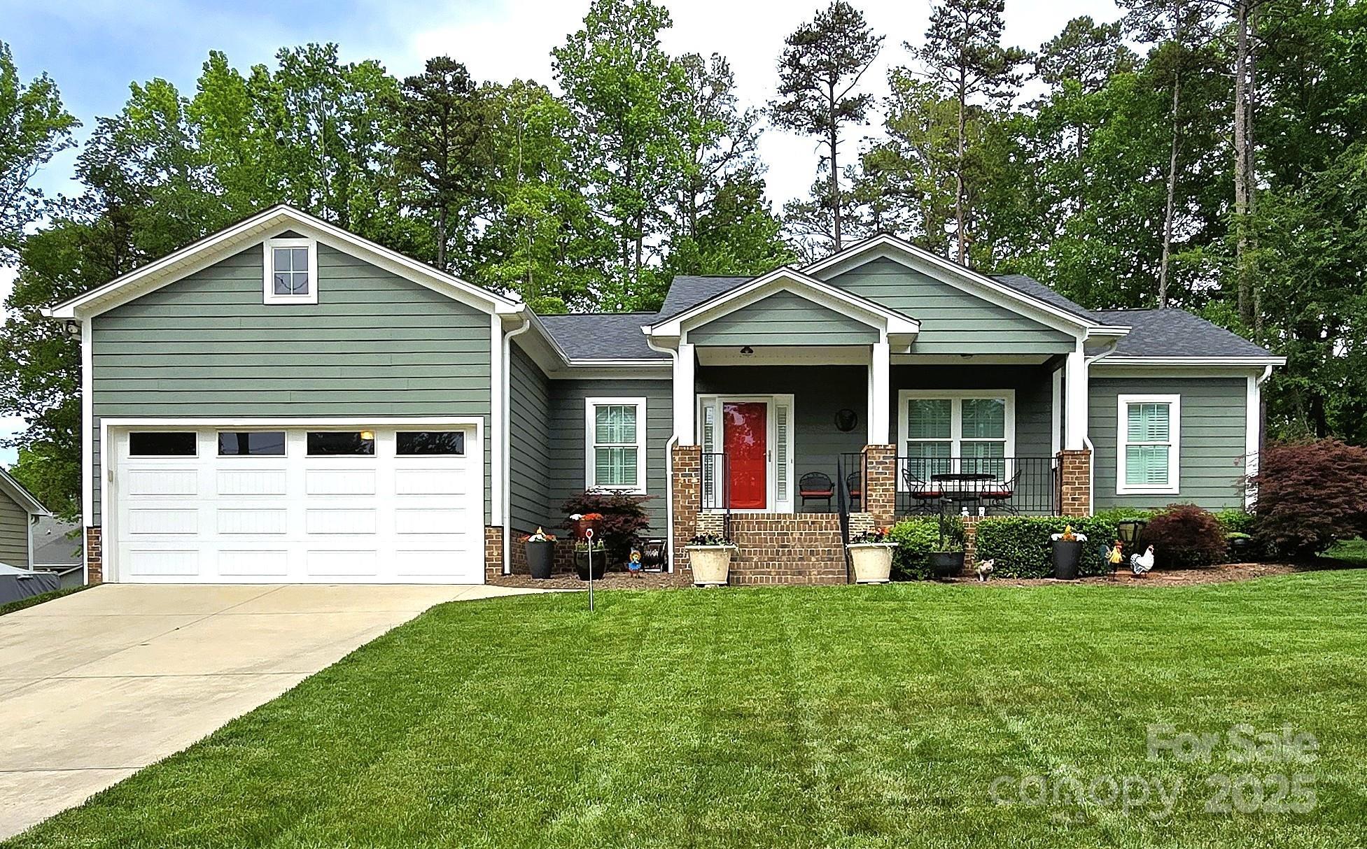 Photo one of 414 Fulton Dr Kings Mountain NC 28086 | MLS 4254346