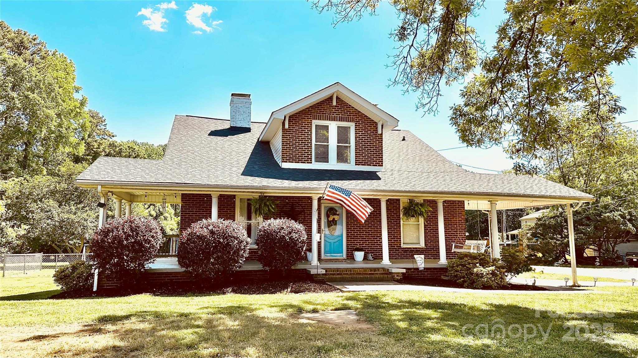Photo one of 1105 S Point Rd Belmont NC 28012 | MLS 4255588