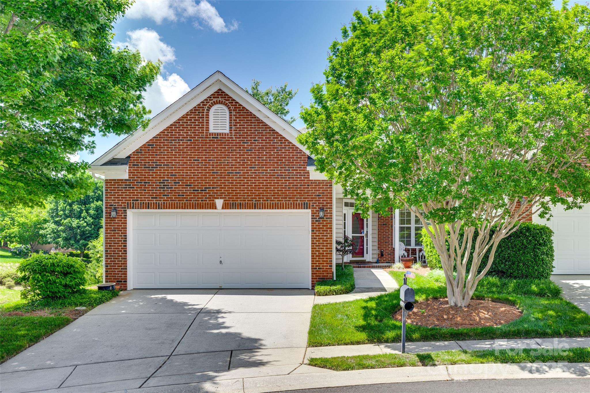 Photo one of 1678 Onyx Rdg Fort Mill SC 29708 | MLS 4255984
