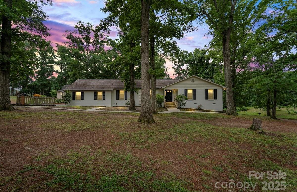 Photo one of 603 Sunnybrook Dr Monroe NC 28110 | MLS 4255987