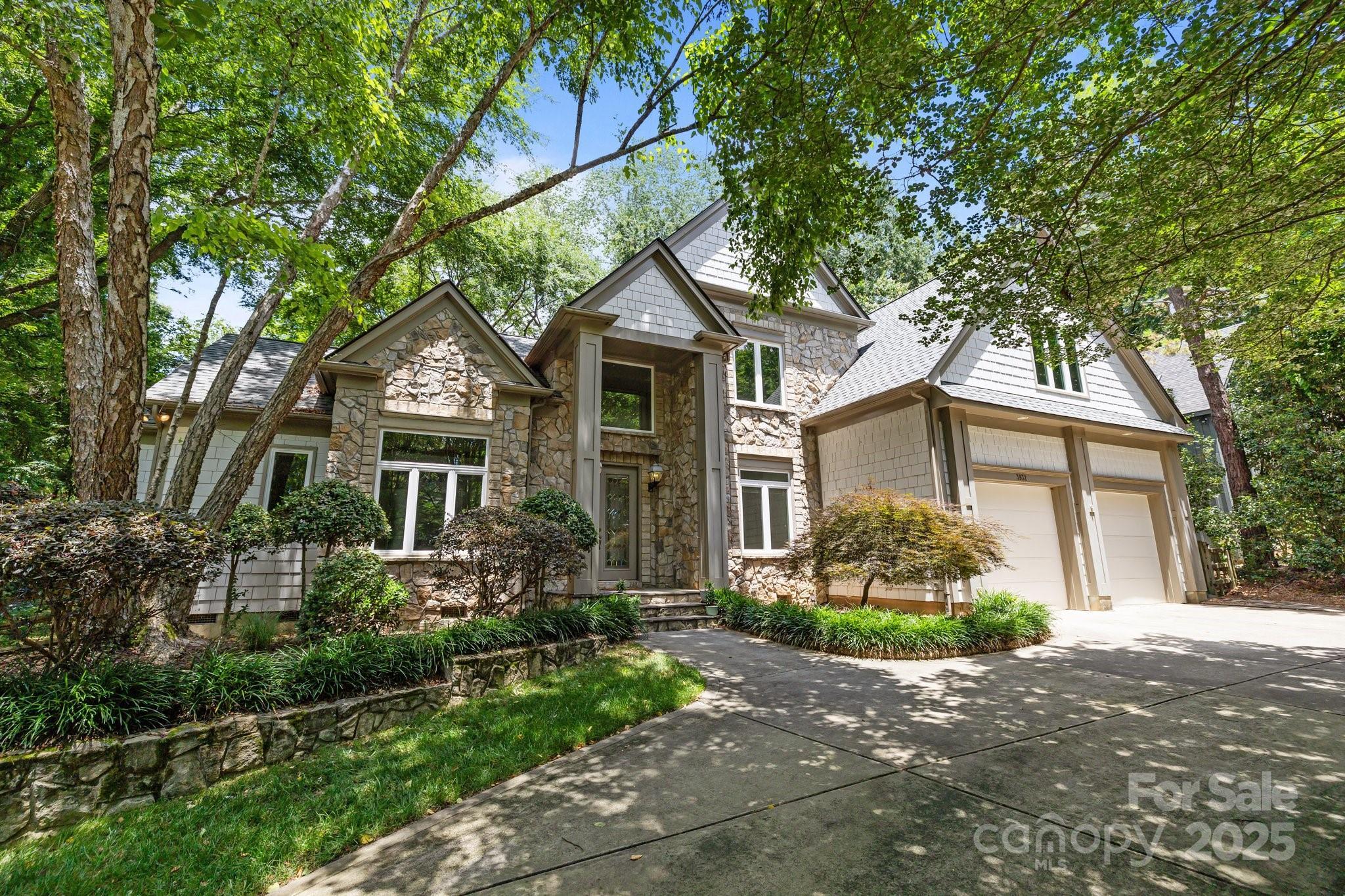 Photo one of 3932 Rounding Run Rd Charlotte NC 28277 | MLS 4256106