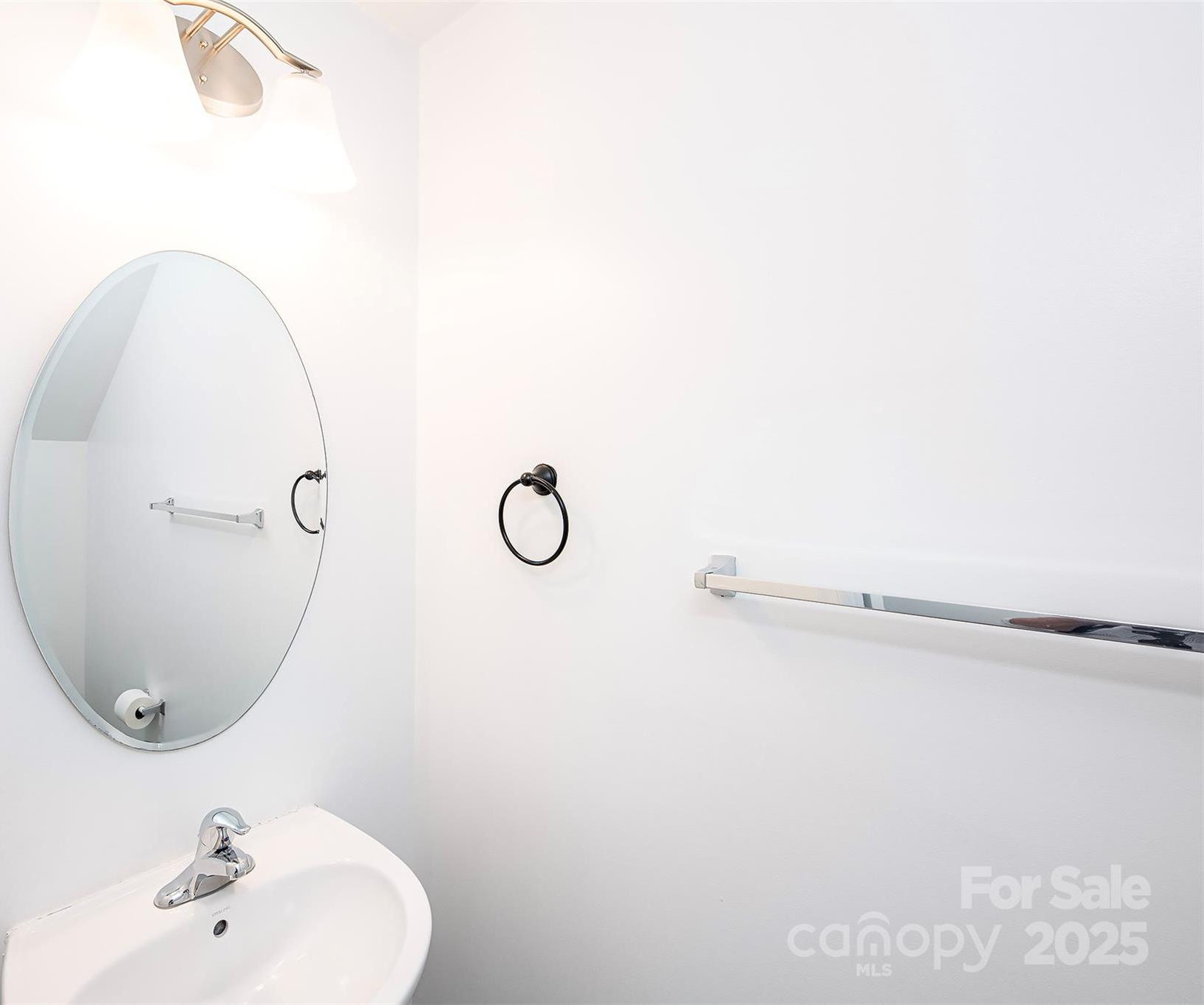 Photo #12