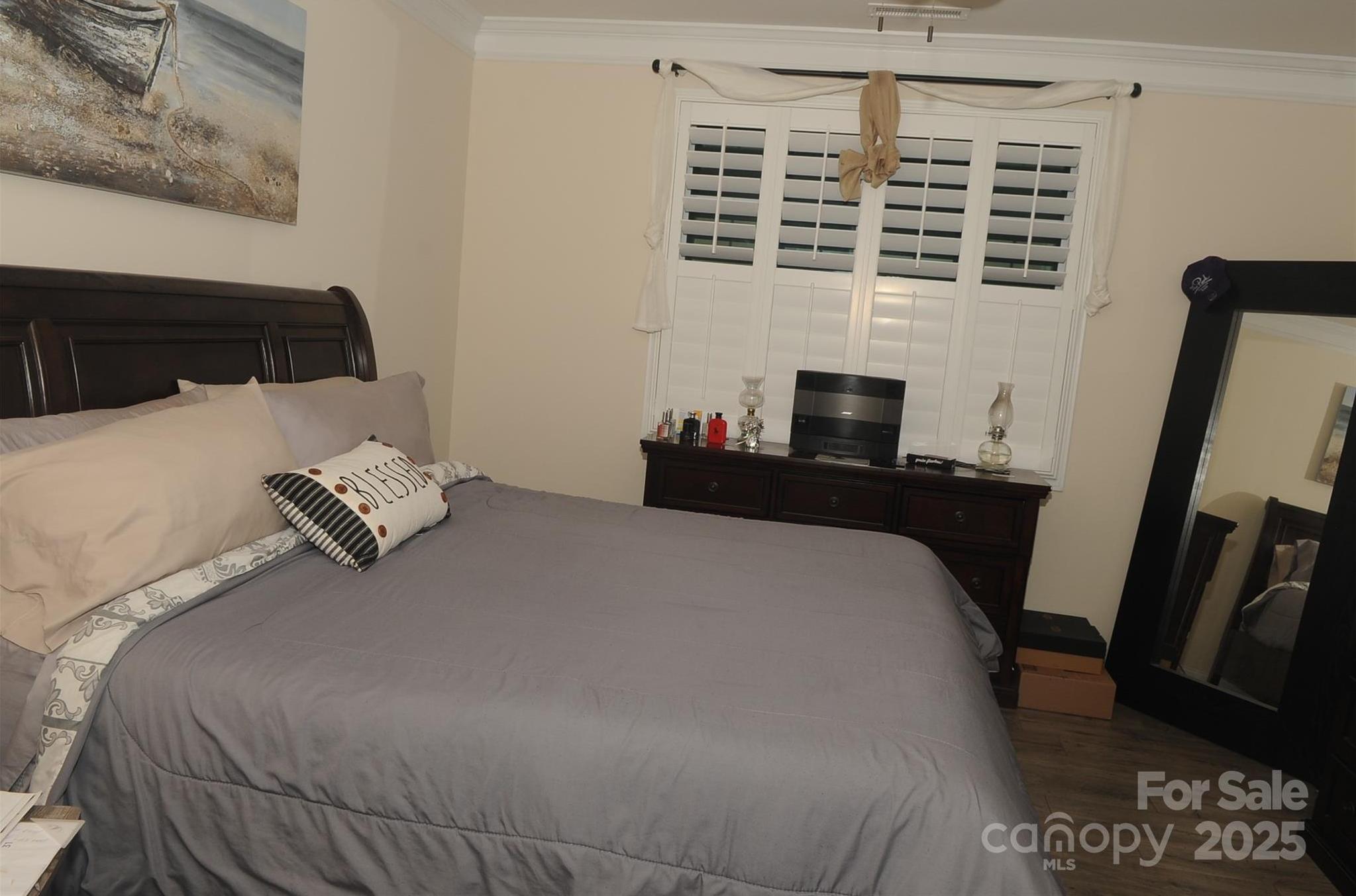 Photo #37