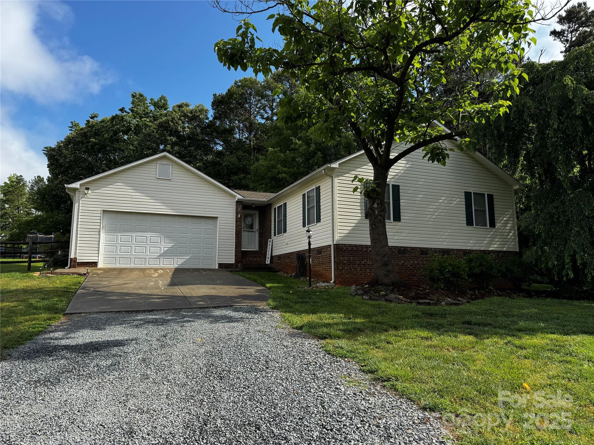 Photo one of 5359 Lake Glenn Dr Stanfield NC 28163 | MLS 4259331