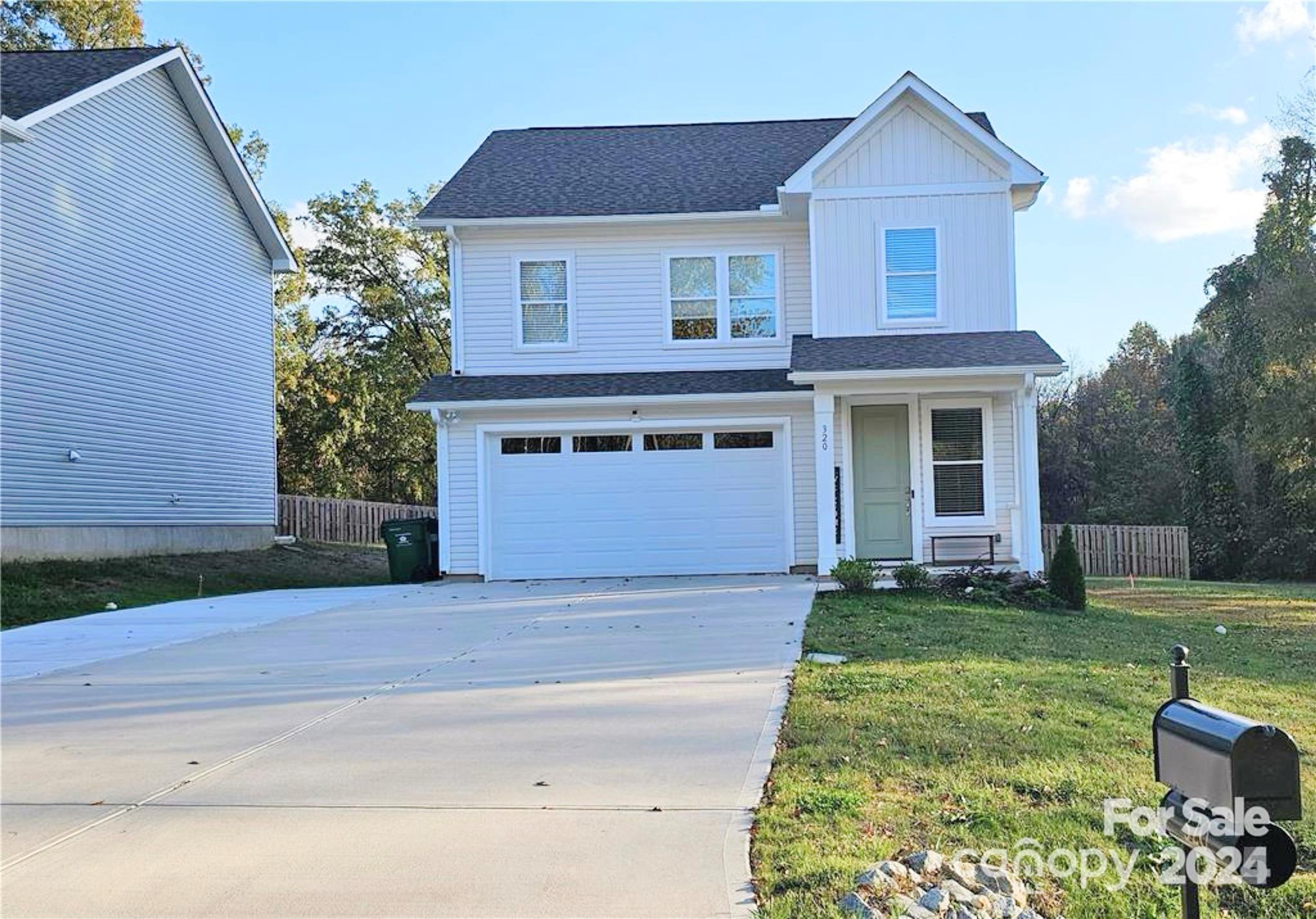 Photo one of 320 Lawrence Gray Rd Charlotte NC 28262 | MLS 4261052