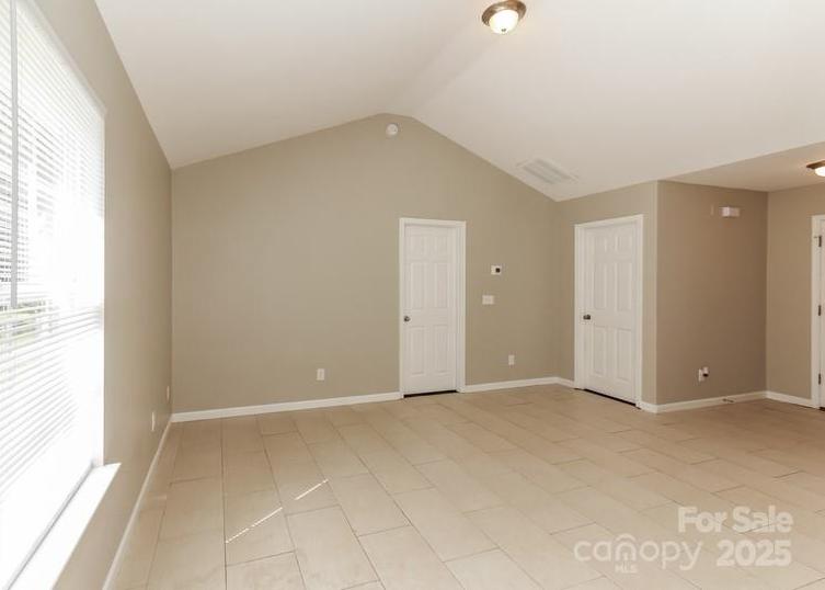 Photo #4