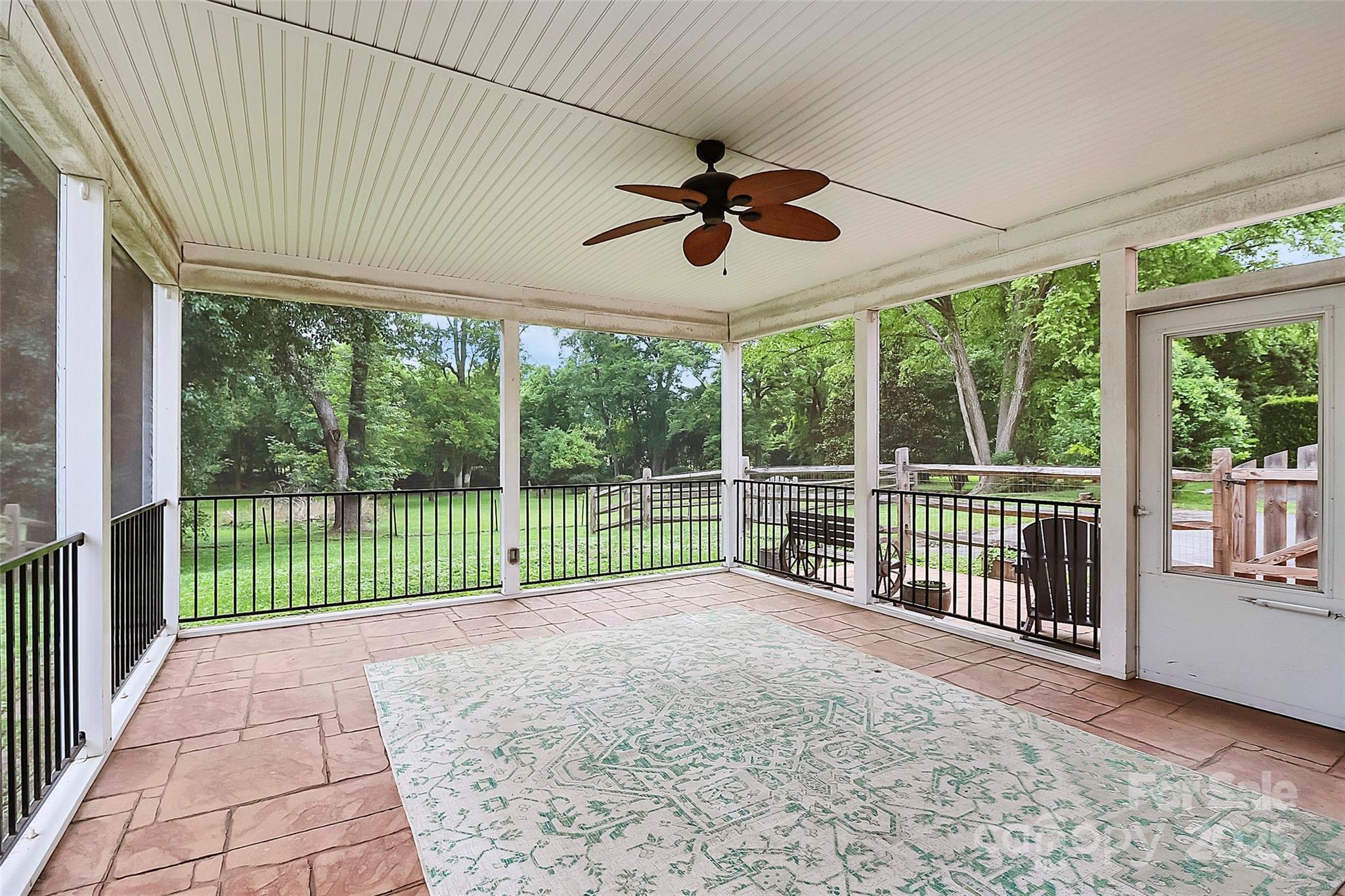 Photo one of 6908 Lancer Dr Charlotte NC 28226 | MLS 4263599