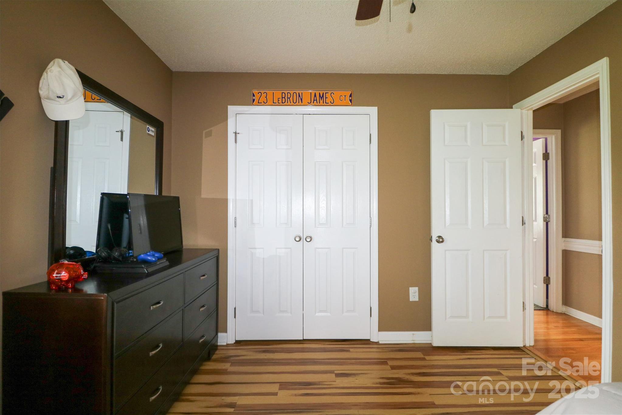 Photo #29