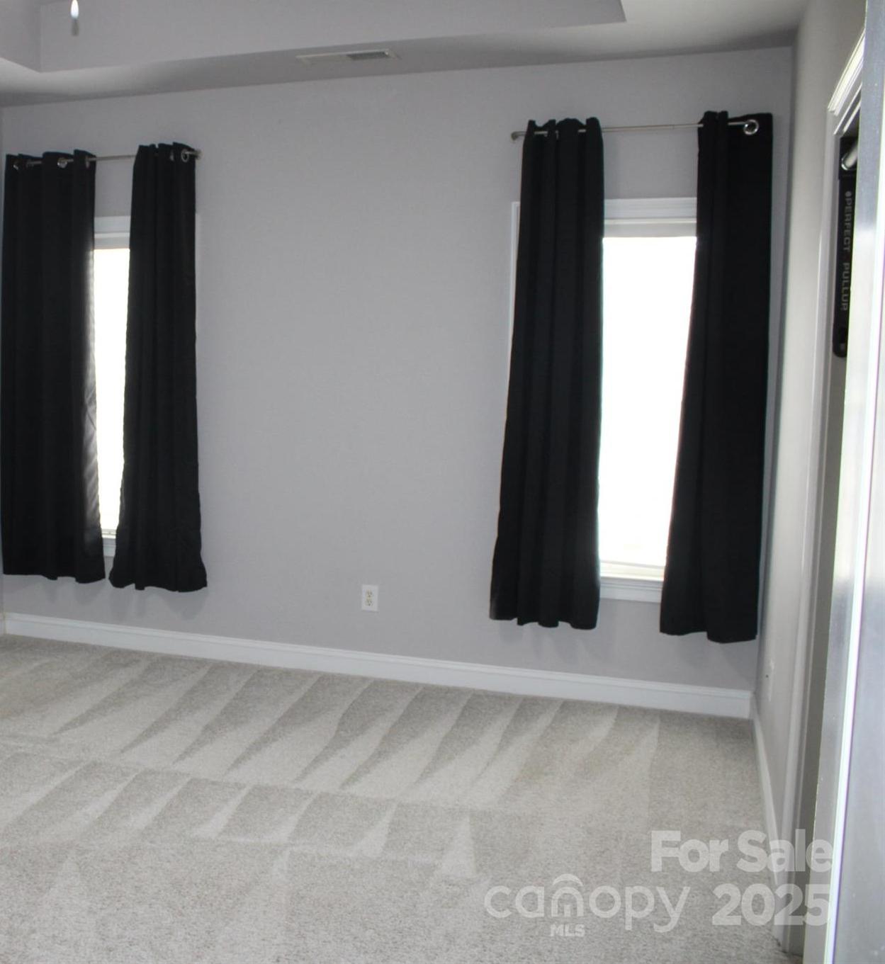 Photo #11