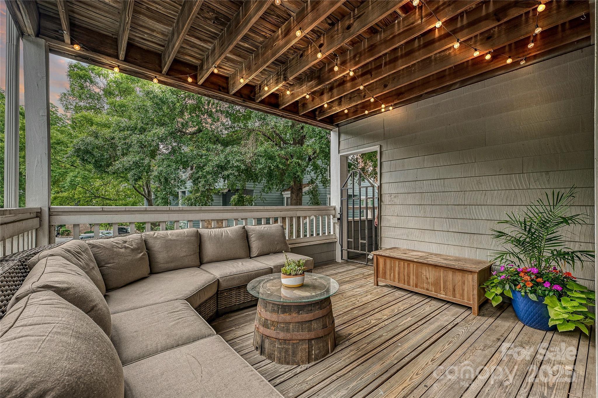 Photo one of 433-68 W 8Th St Charlotte NC 28202 | MLS 4267698