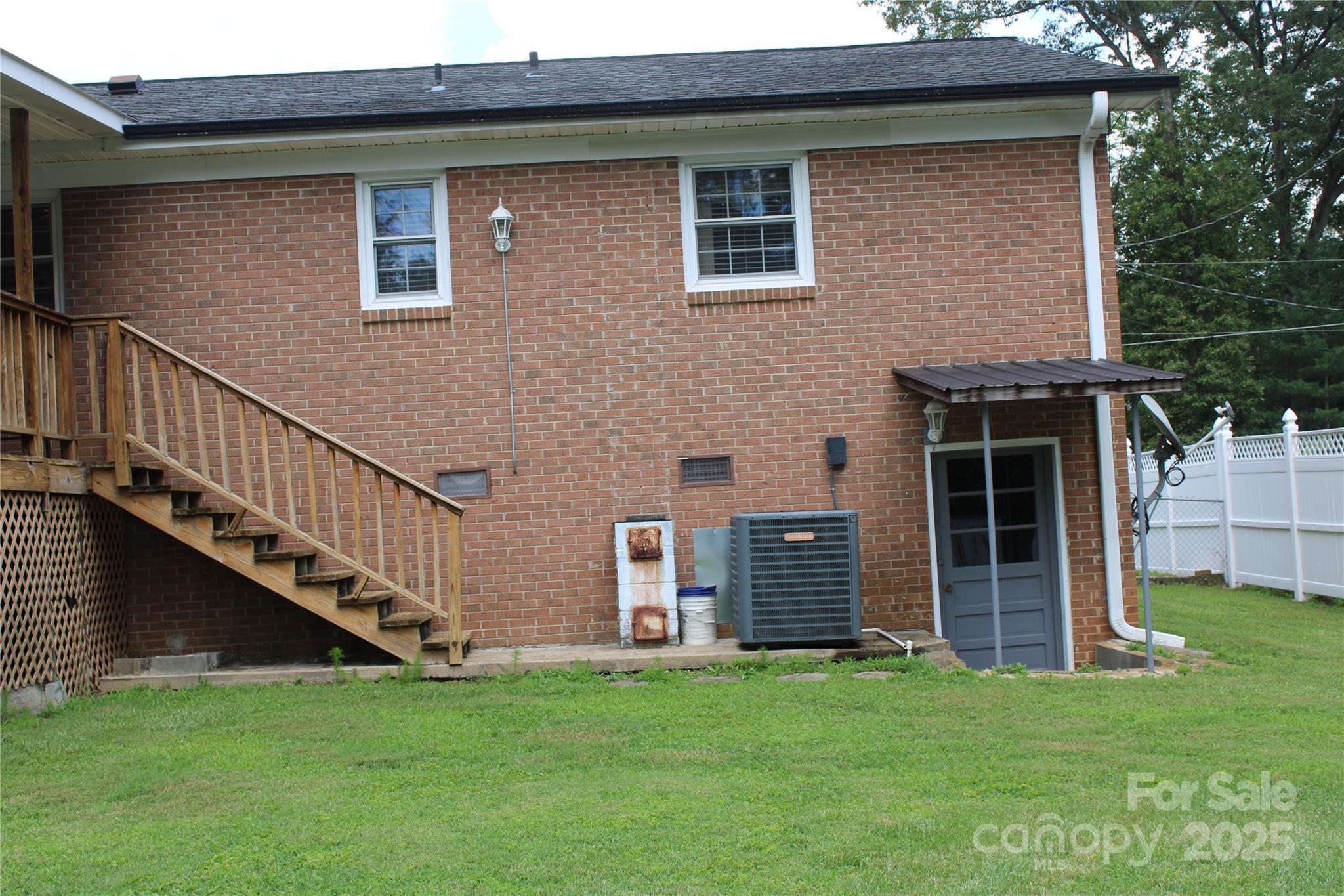 Photo #3