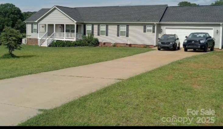 Photo one of 308 Laurel Ridge Dr Lincolnton NC 28092 | MLS 4270209