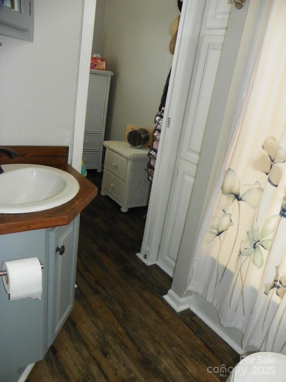 Photo #10