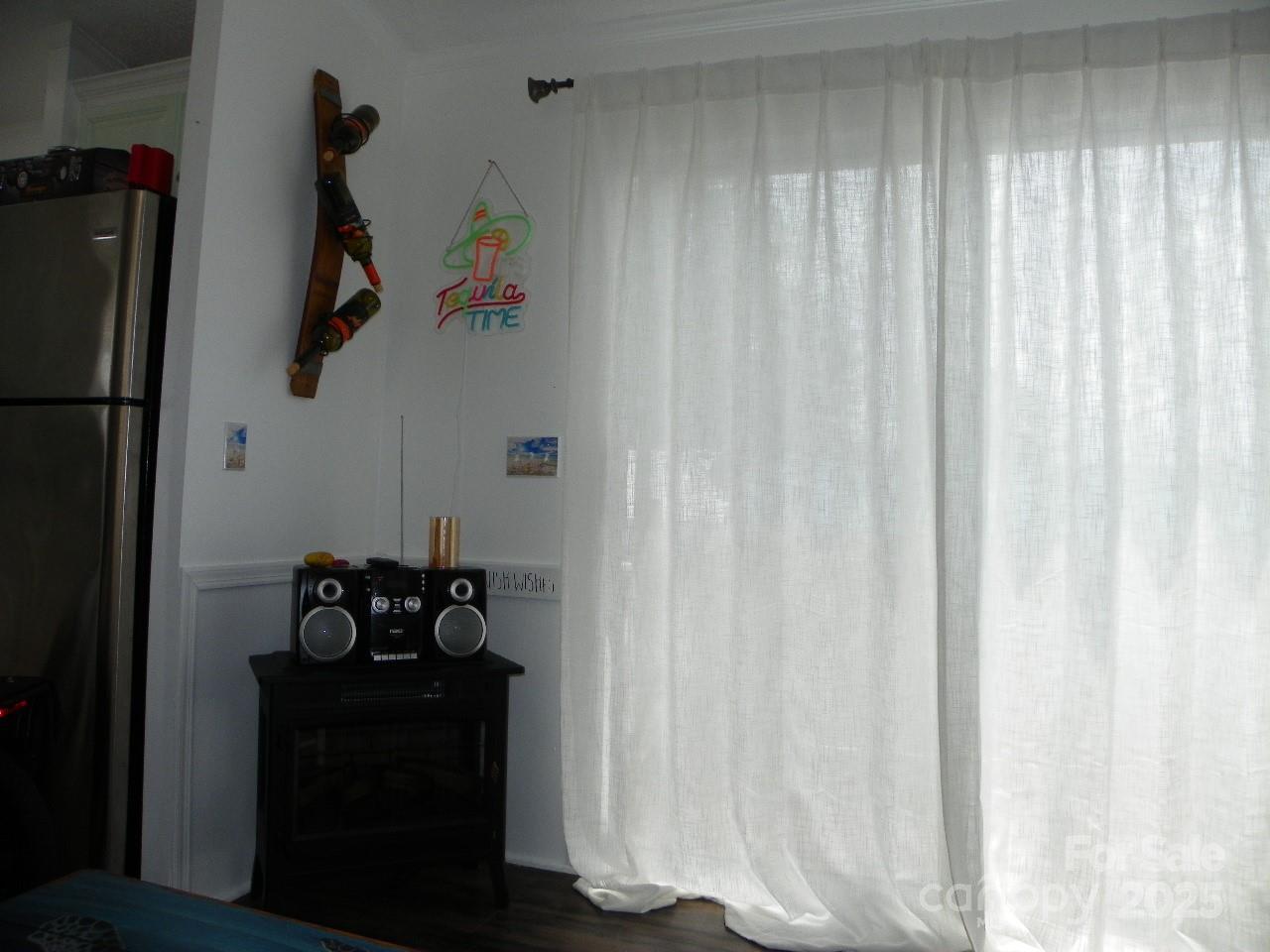 Photo #9
