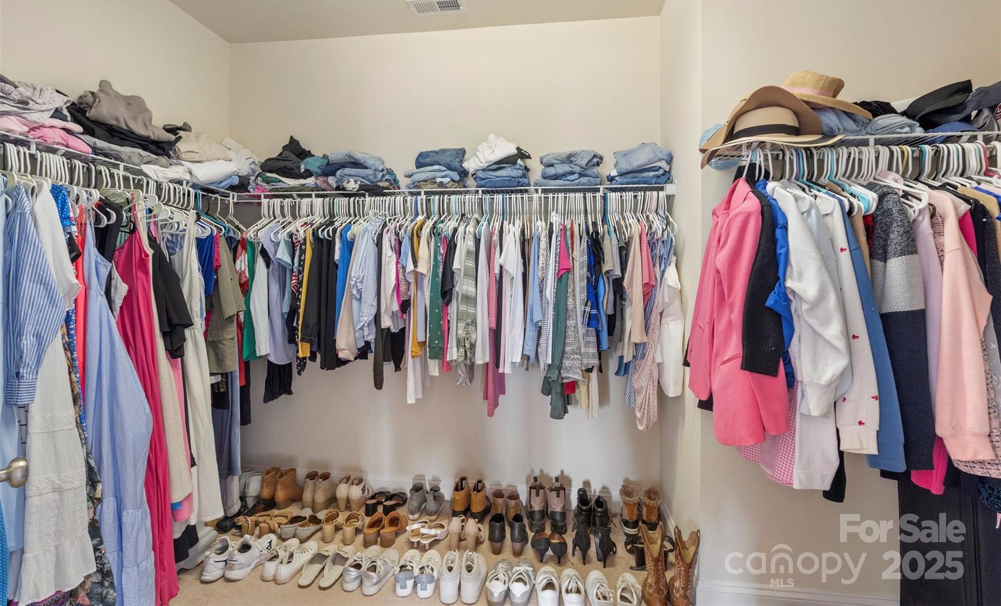 Photo #32