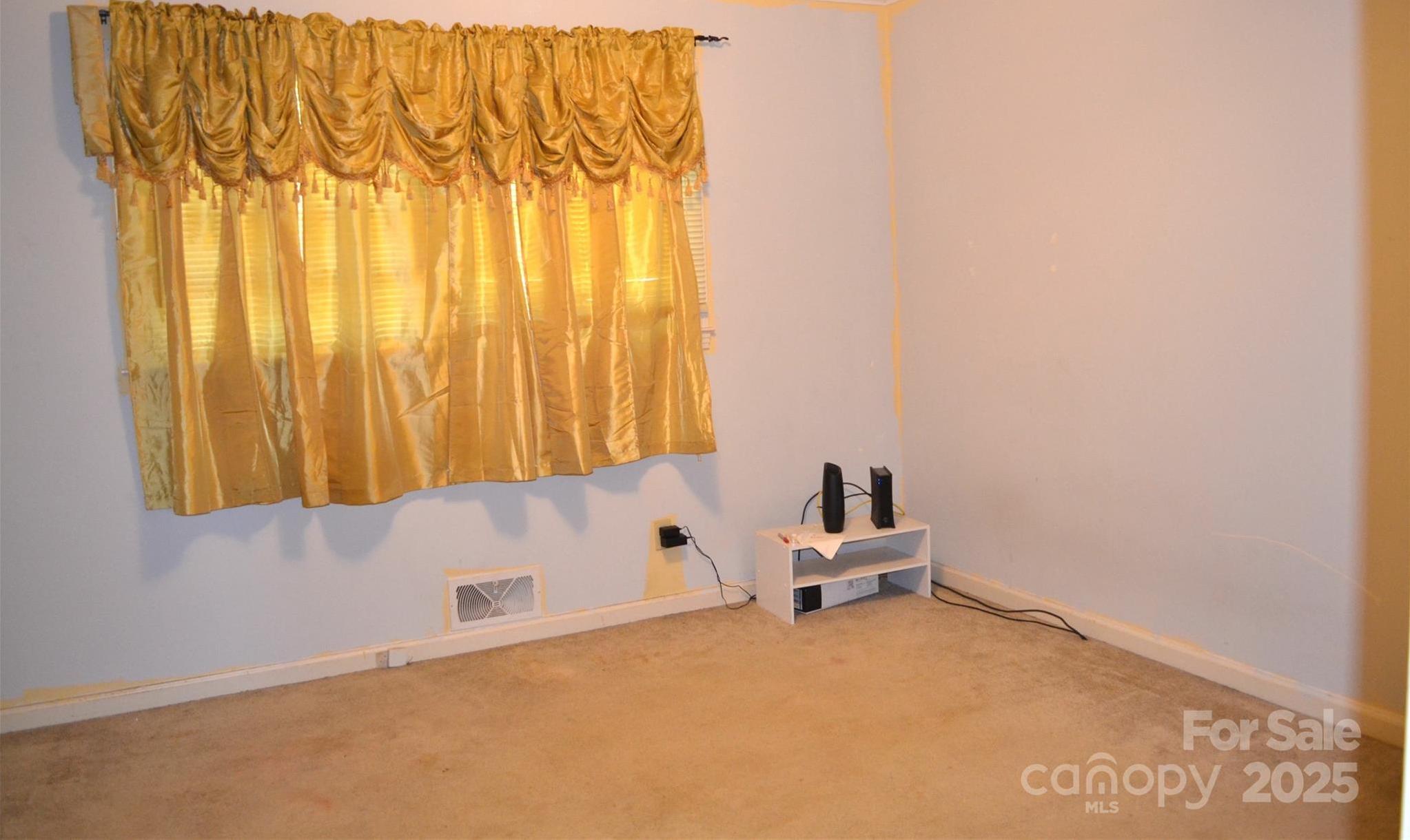 Photo #24