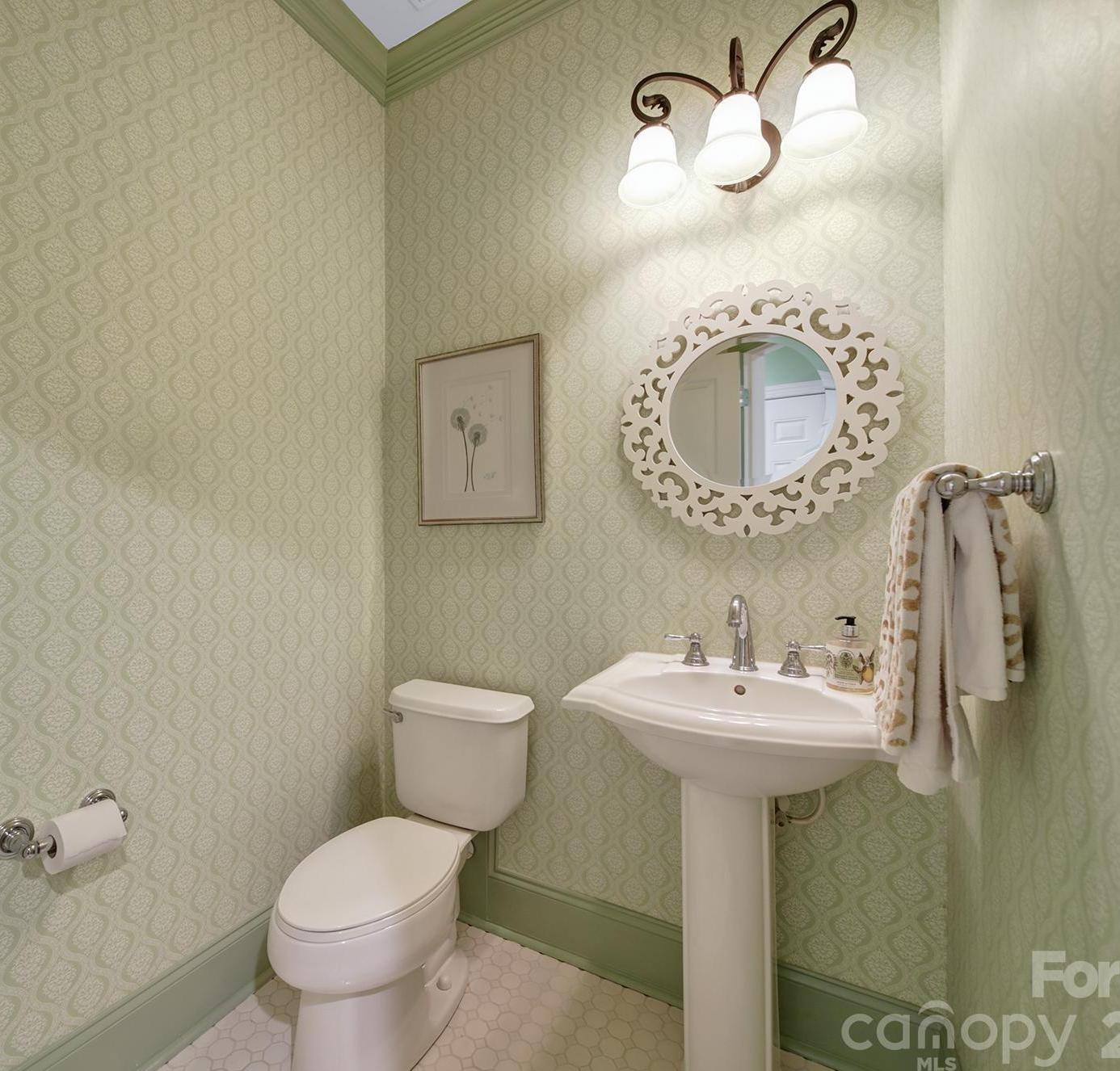 Photo #18
