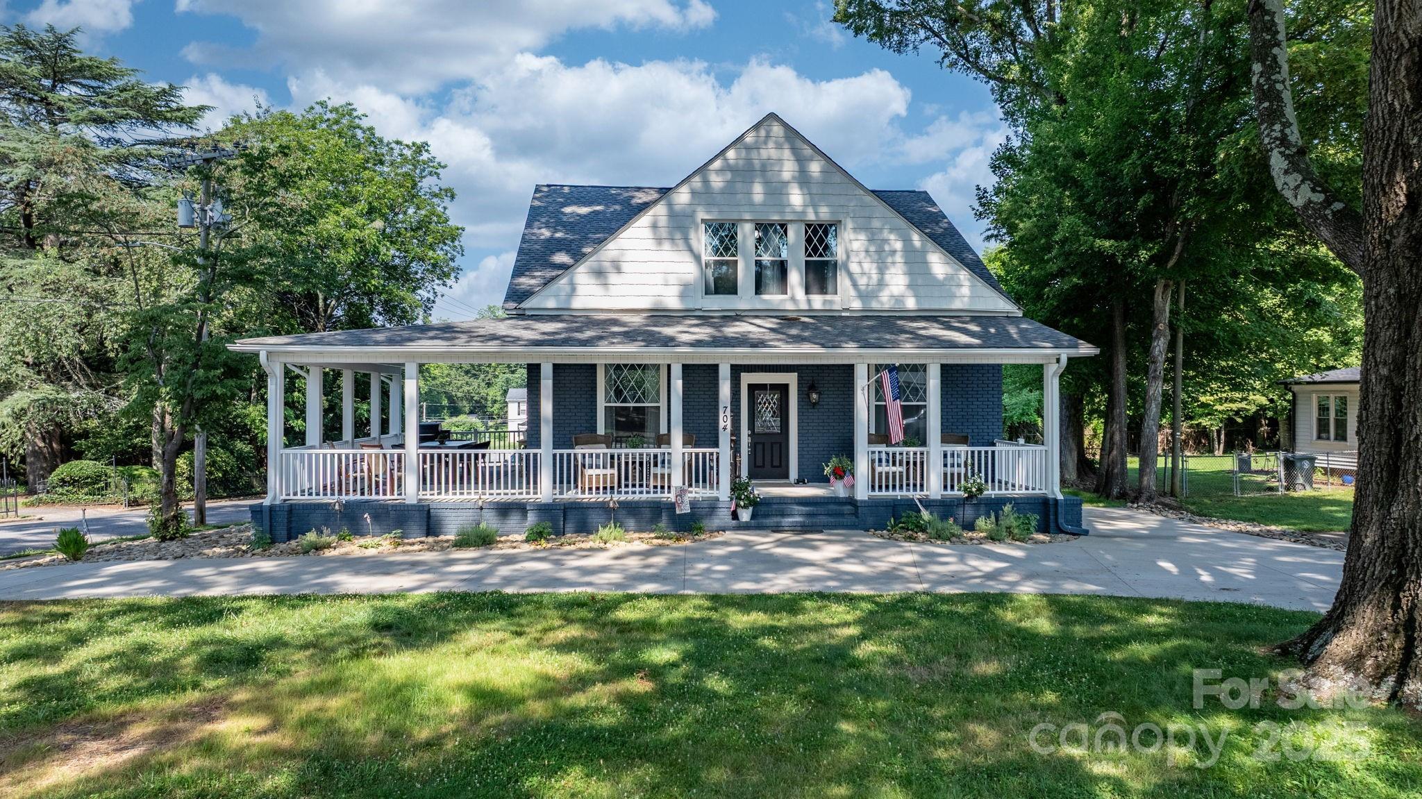 Photo one of 704 N Main Ave Newton NC 28658 | MLS 4275934