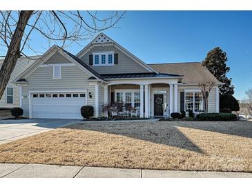 Craftsman style home with a two-car garage and manicured lawn at 2087 Yellowstone Dr, Fort Mill, SC 29707