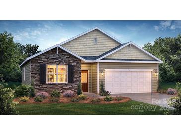 Attractive craftsman style home with stone accents and a two-car garage at 1389 6Th Ne St, Hickory, NC 28601