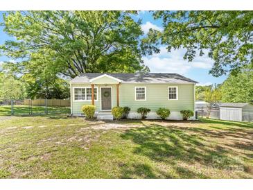 Charming single story home featuring a well-kept lawn and inviting front entrance at 1905 Wood St, Gastonia, NC 28052
