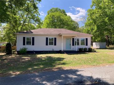 Charming single-story home with blue door, tidy lawn, and traditional curb appeal at 109 Barrett Rd, Cherryville, NC 28021