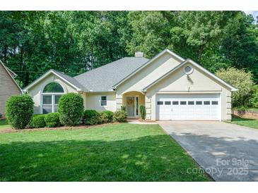 Charming home with a well-maintained front yard and inviting curb appeal at 105 Banksridge Rd, Fort Mill, SC 29715