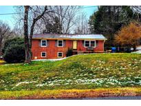 Brick ranch house with a spacious yard at 1780 23Rd Avenue Ne Ln, Hickory, NC 28601