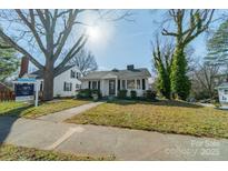 Charming single-story home with inviting curb appeal and manicured front lawn at 531 Elm St, Salisbury, NC 28144