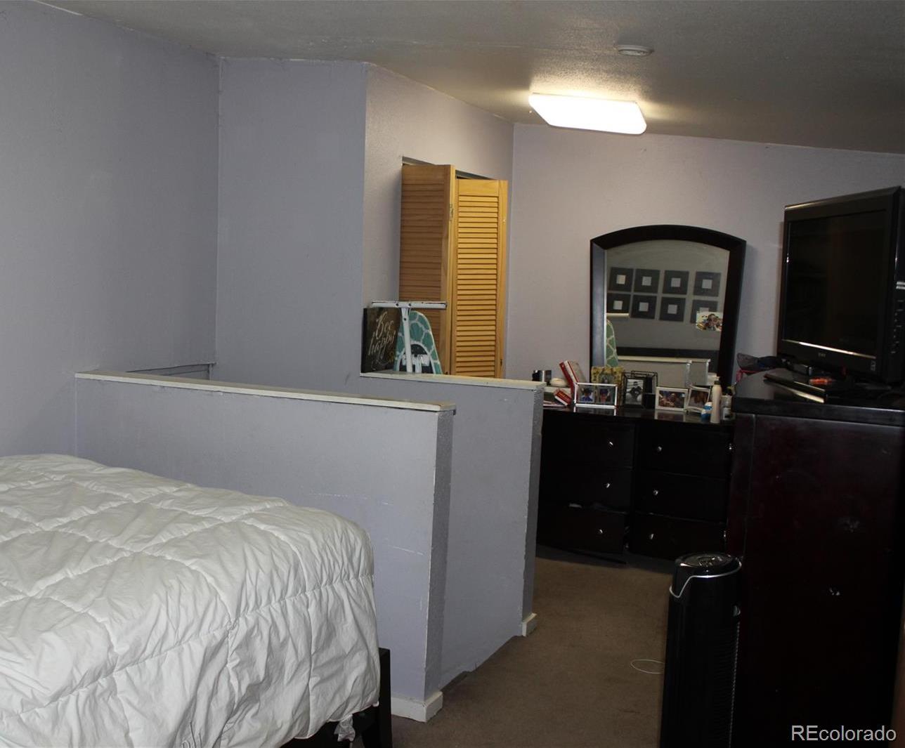 Photo #12