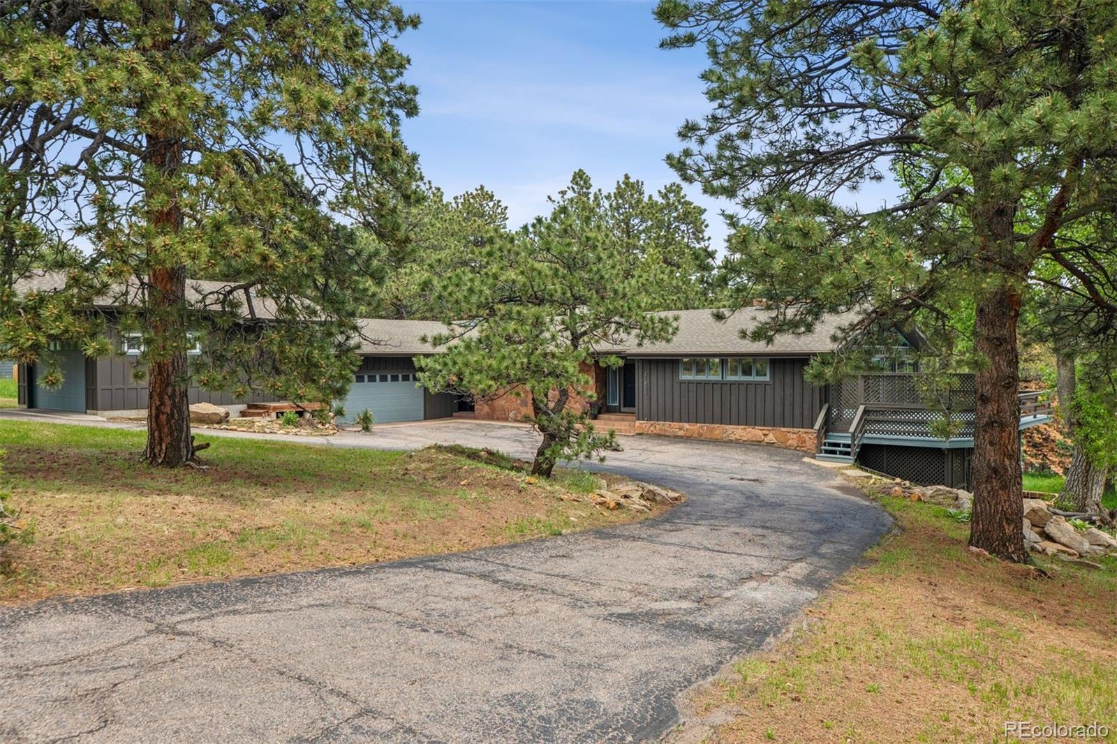 Photo one of 21859 Grandview Ave Golden CO 80401 | MLS 2644394