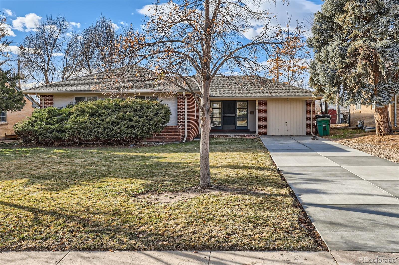 Photo one of 2675 N Saint Paul St Denver CO 80205 | MLS 3409735