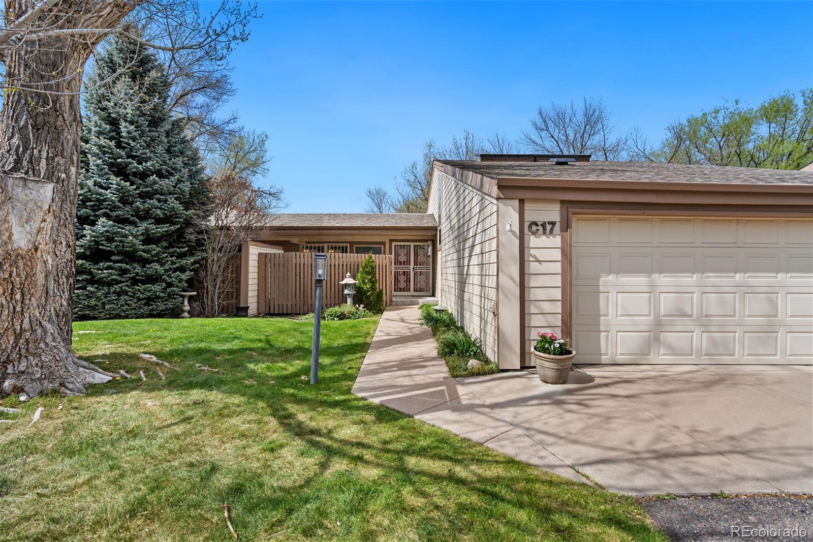 Photo one of 6305 W 6Th Ave # C17 Lakewood CO 80214 | MLS 3877107