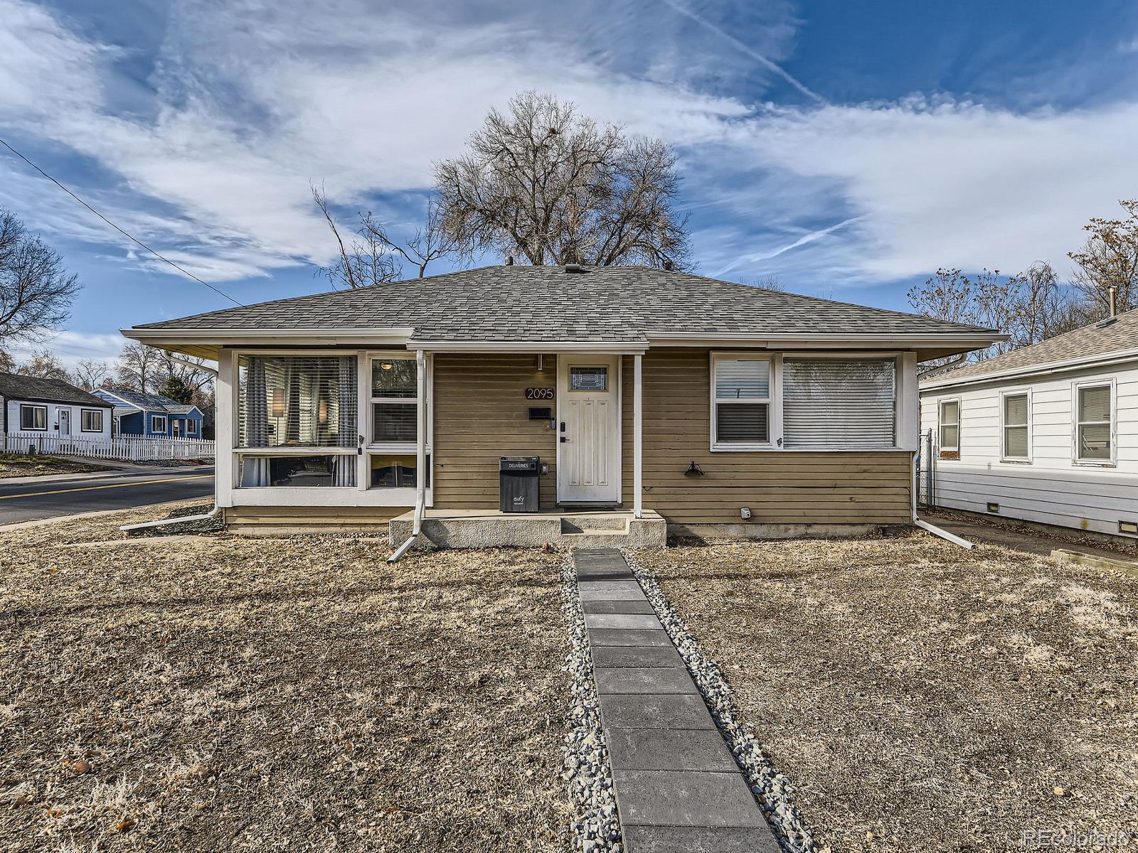 Photo one of 2095 S Knox Ct Denver CO 80219 | MLS 4379705
