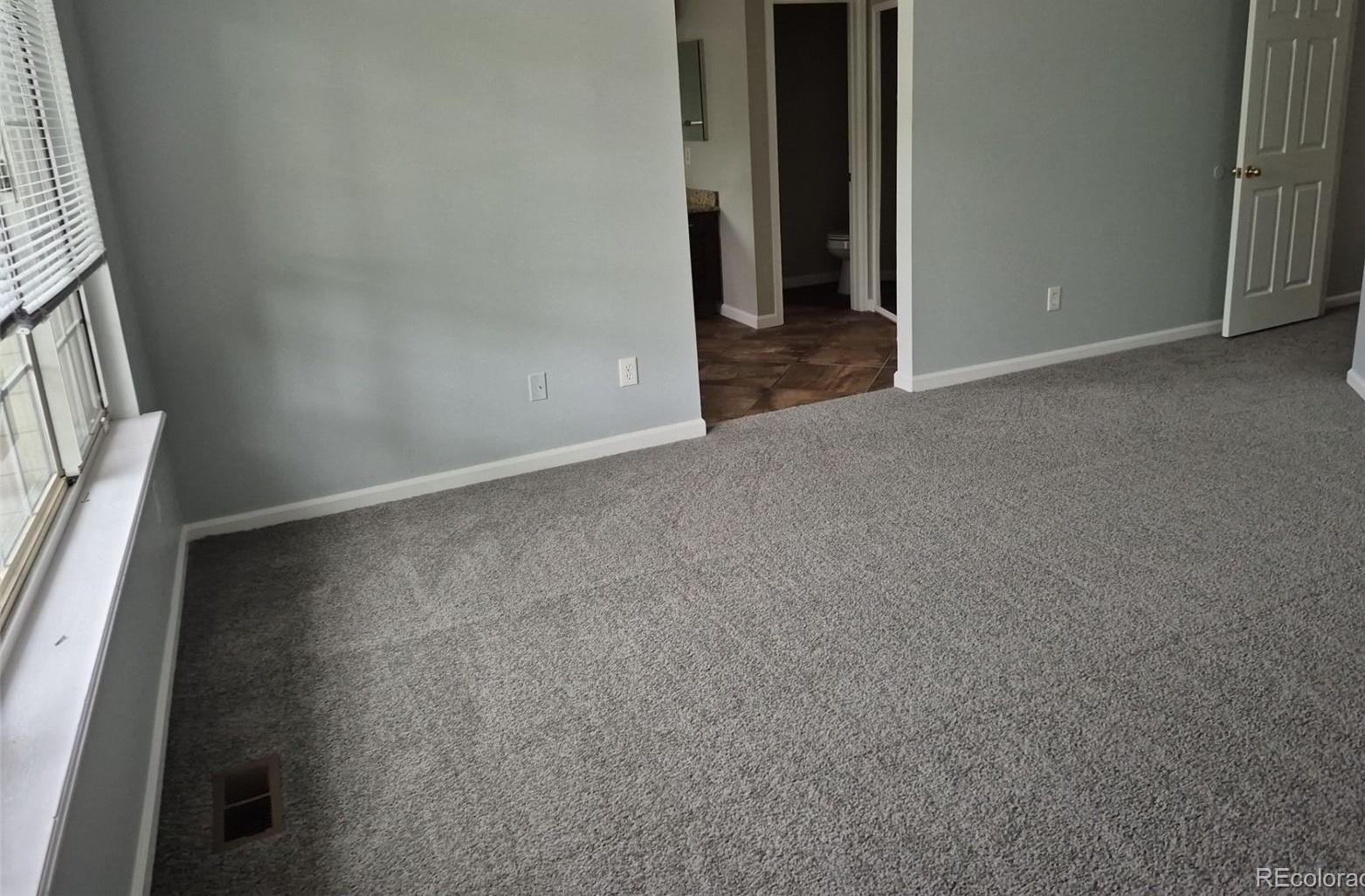 Photo #31