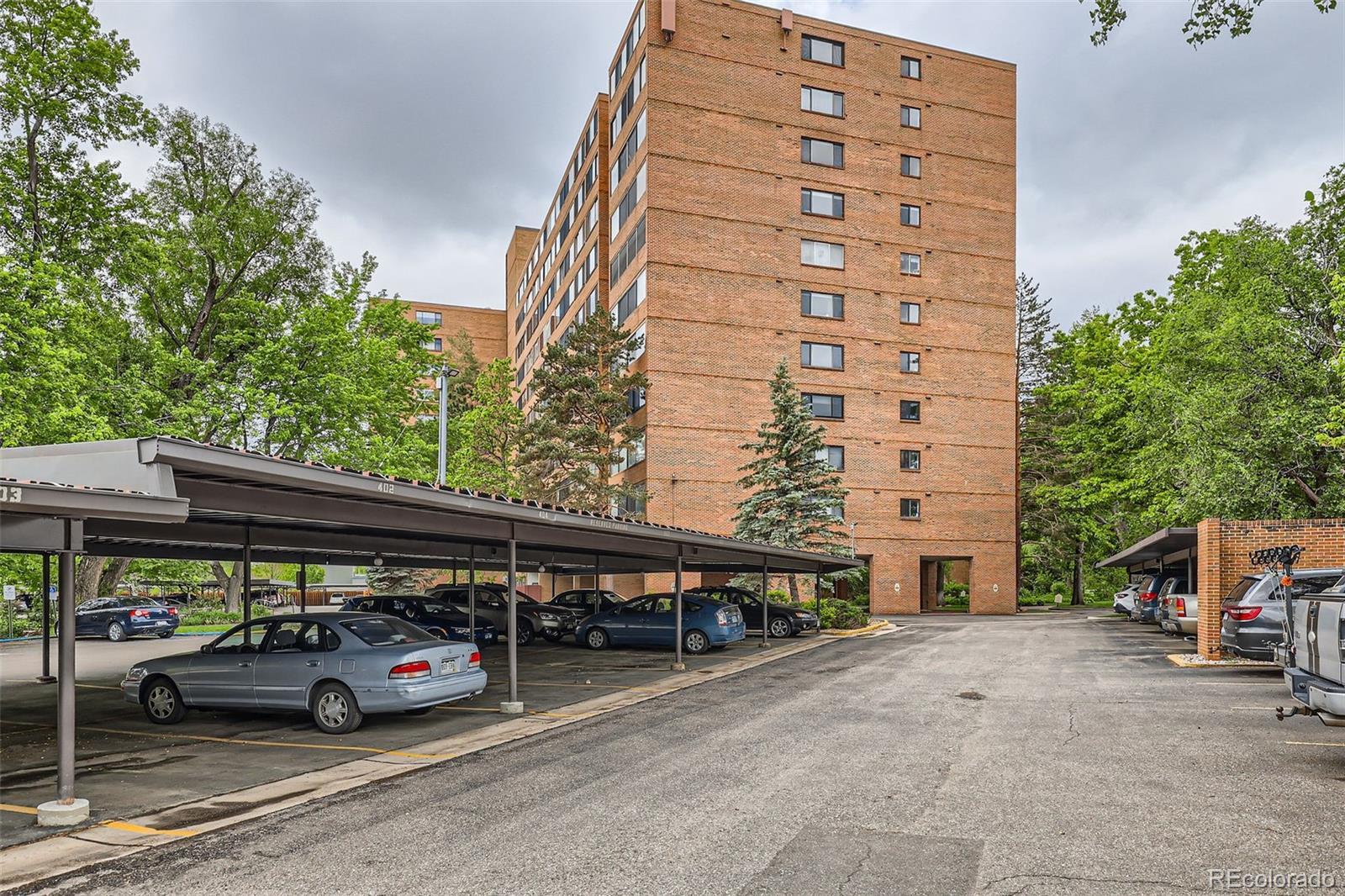 Photo one of 1850 Folsom St # 402 Boulder CO 80302 | MLS 4500008