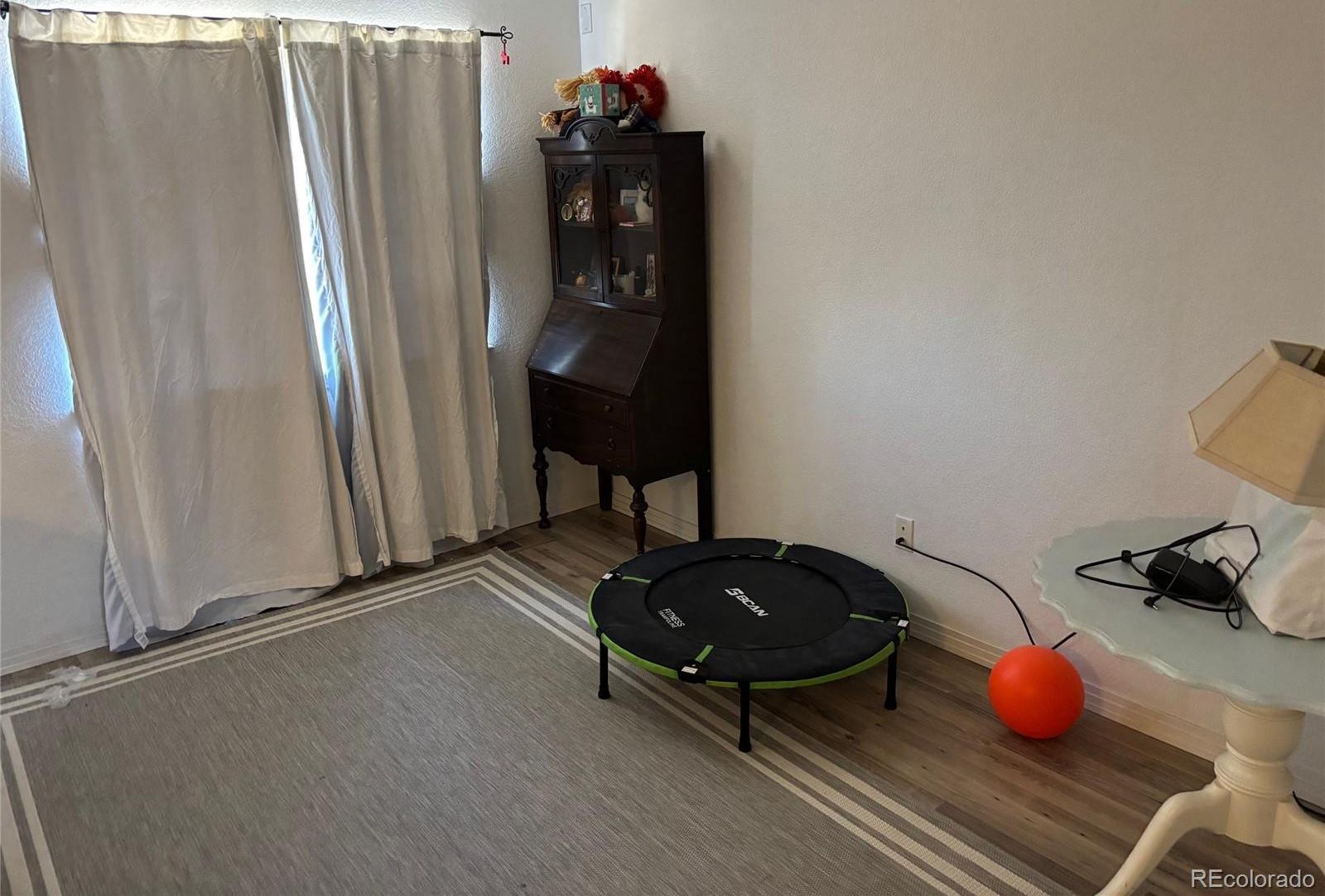 Photo #5