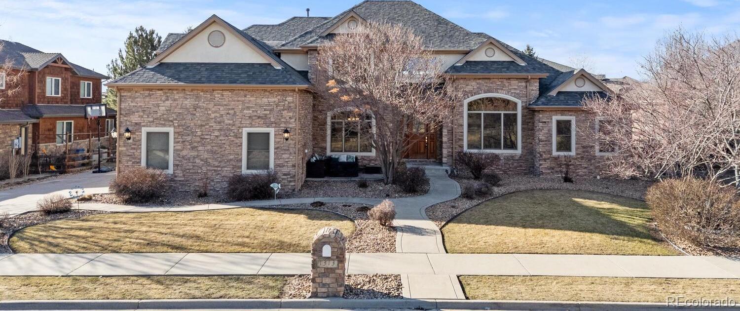 Photo one of 1313 Jade Ln Longmont CO 80504 | MLS 4769126