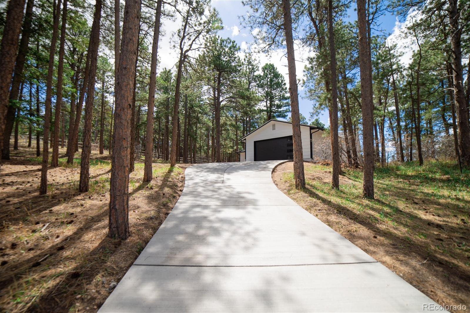 Photo one of 14546 Pine View Rd Larkspur CO 80118 | MLS 4795978