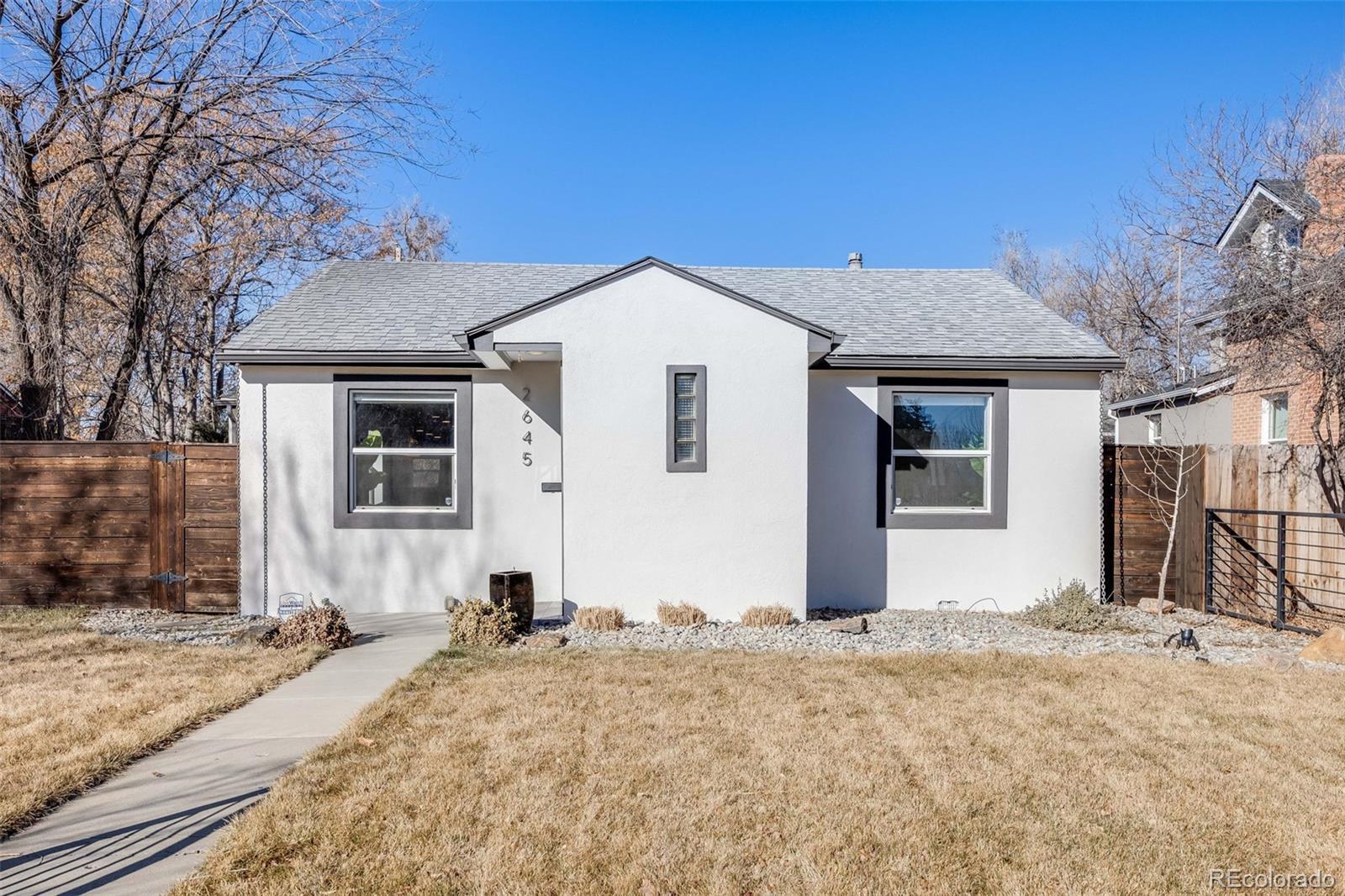 Photo one of 2645 Jasmine St Denver CO 80207 | MLS 5186302