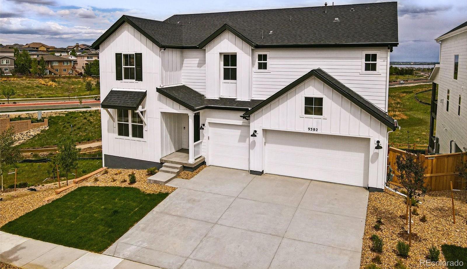Photo one of 9382 Quaker St Arvada CO 80007 | MLS 5371111