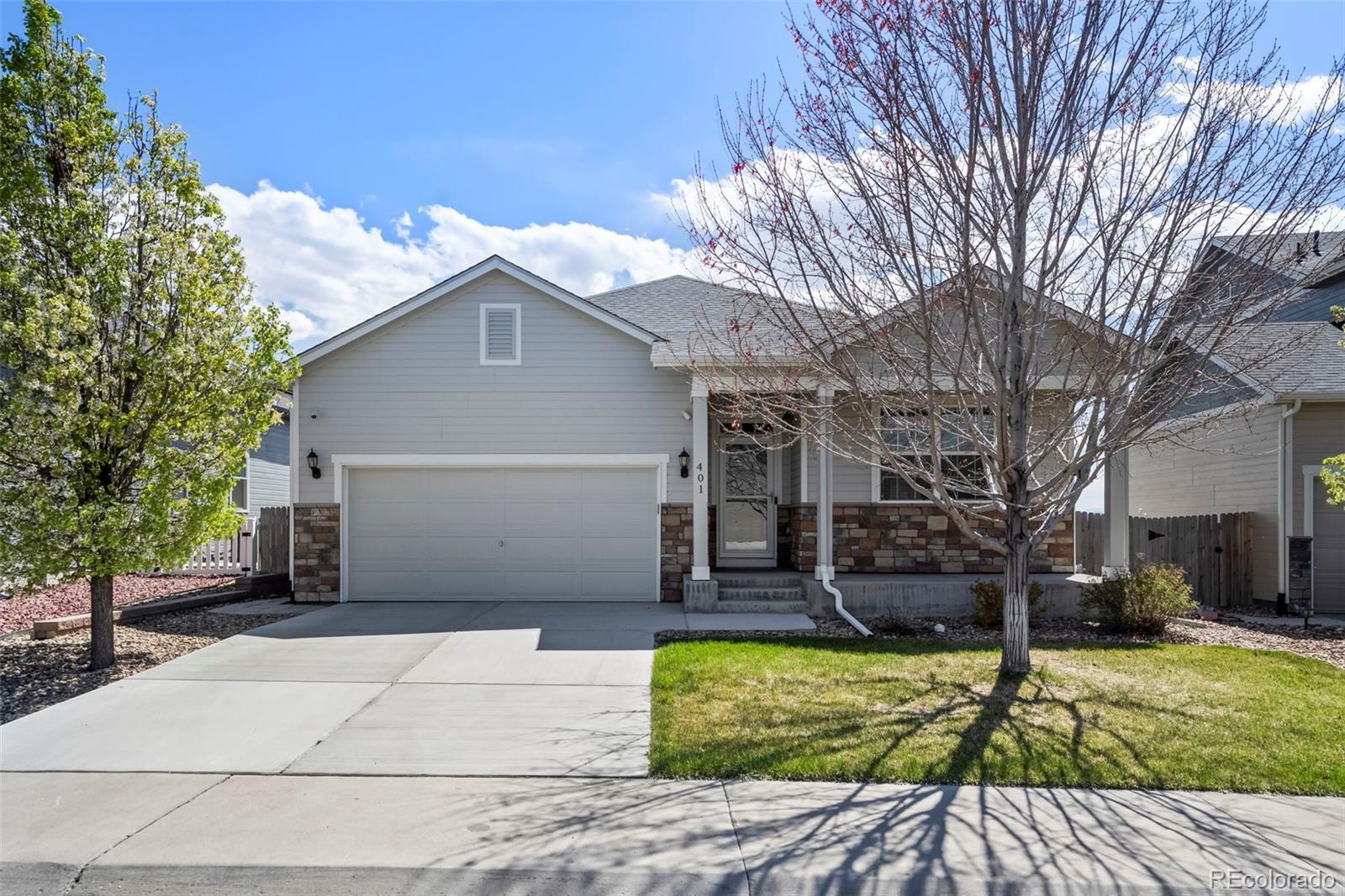Photo one of 401 Clubhouse Dr Fort Lupton CO 80621 | MLS 5866365
