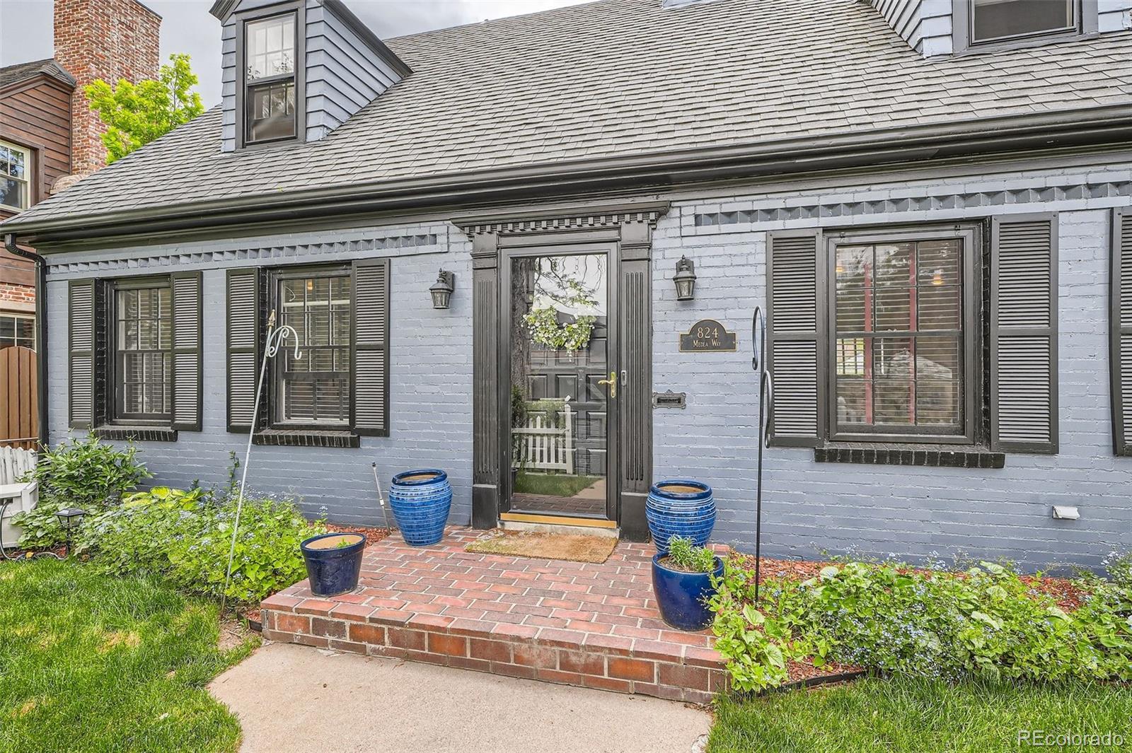 Photo one of 824 S Medea Way Denver CO 80209 | MLS 6113204