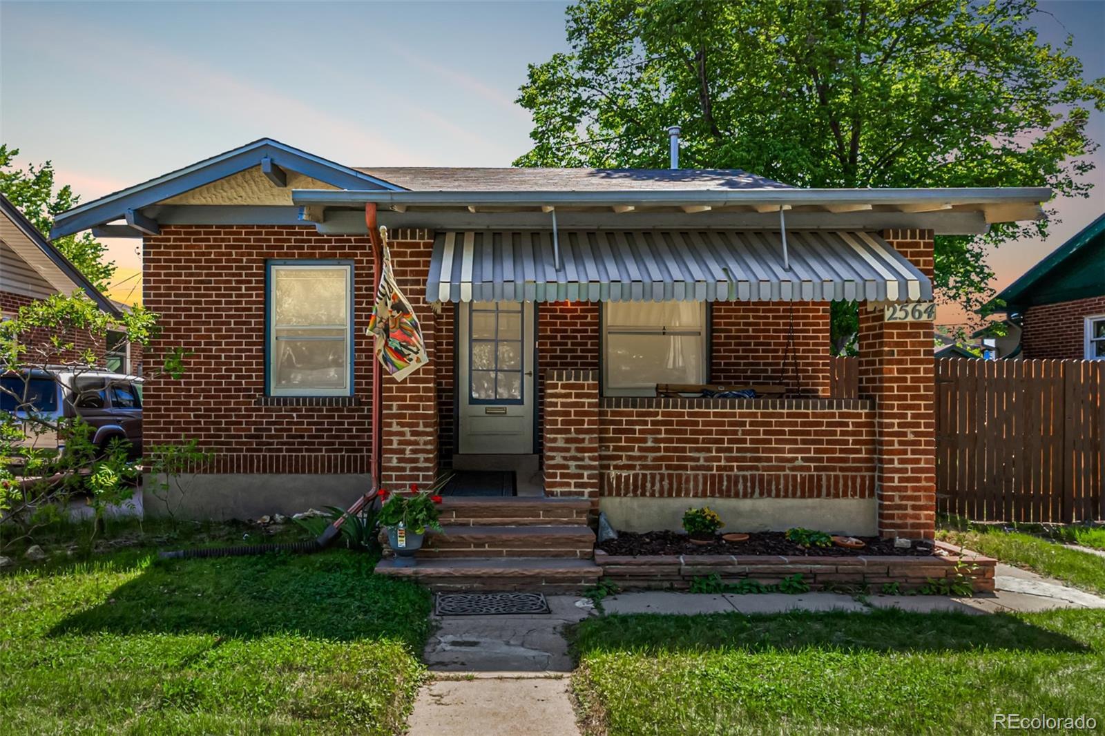 Photo one of 2564 S Acoma St Denver CO 80223 | MLS 6310498