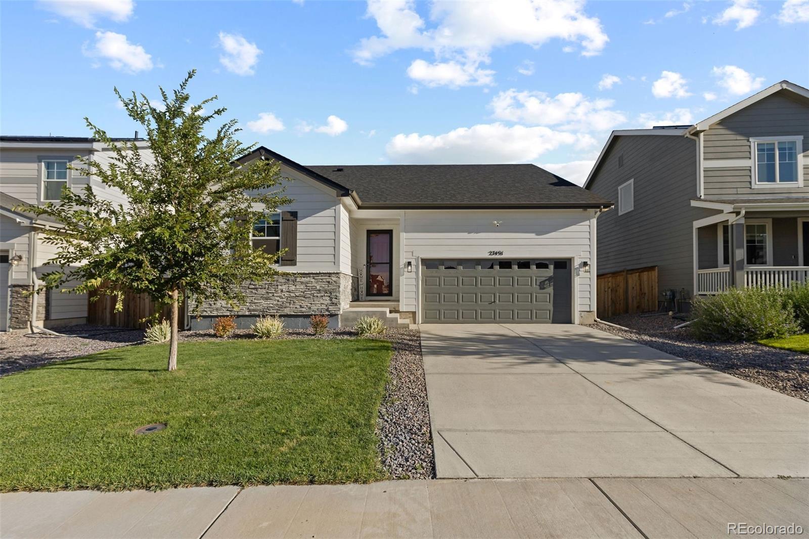 Photo one of 27491 E 10Th Dr Aurora CO 80018 | MLS 6798003