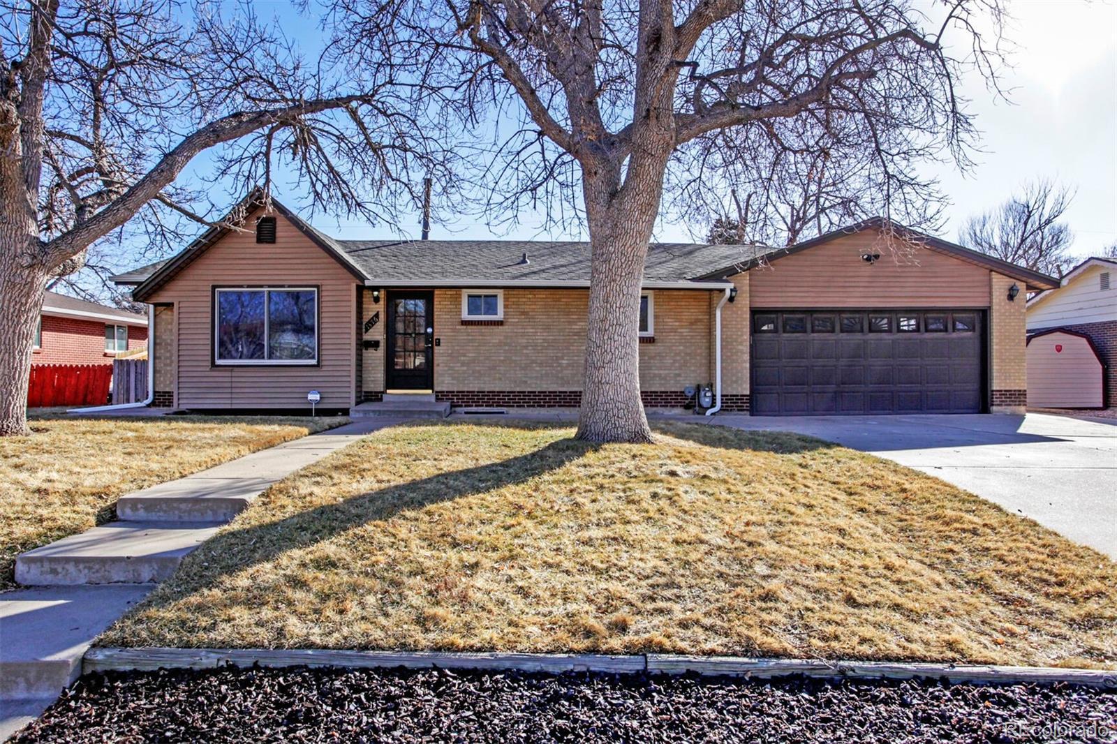 Photo one of 1376 S Zephyr Ct Lakewood CO 80232 | MLS 7315065