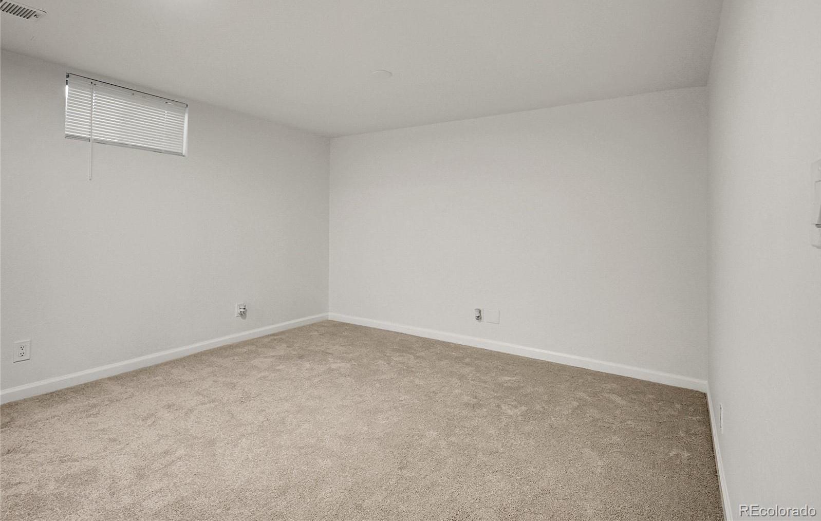 Photo #8